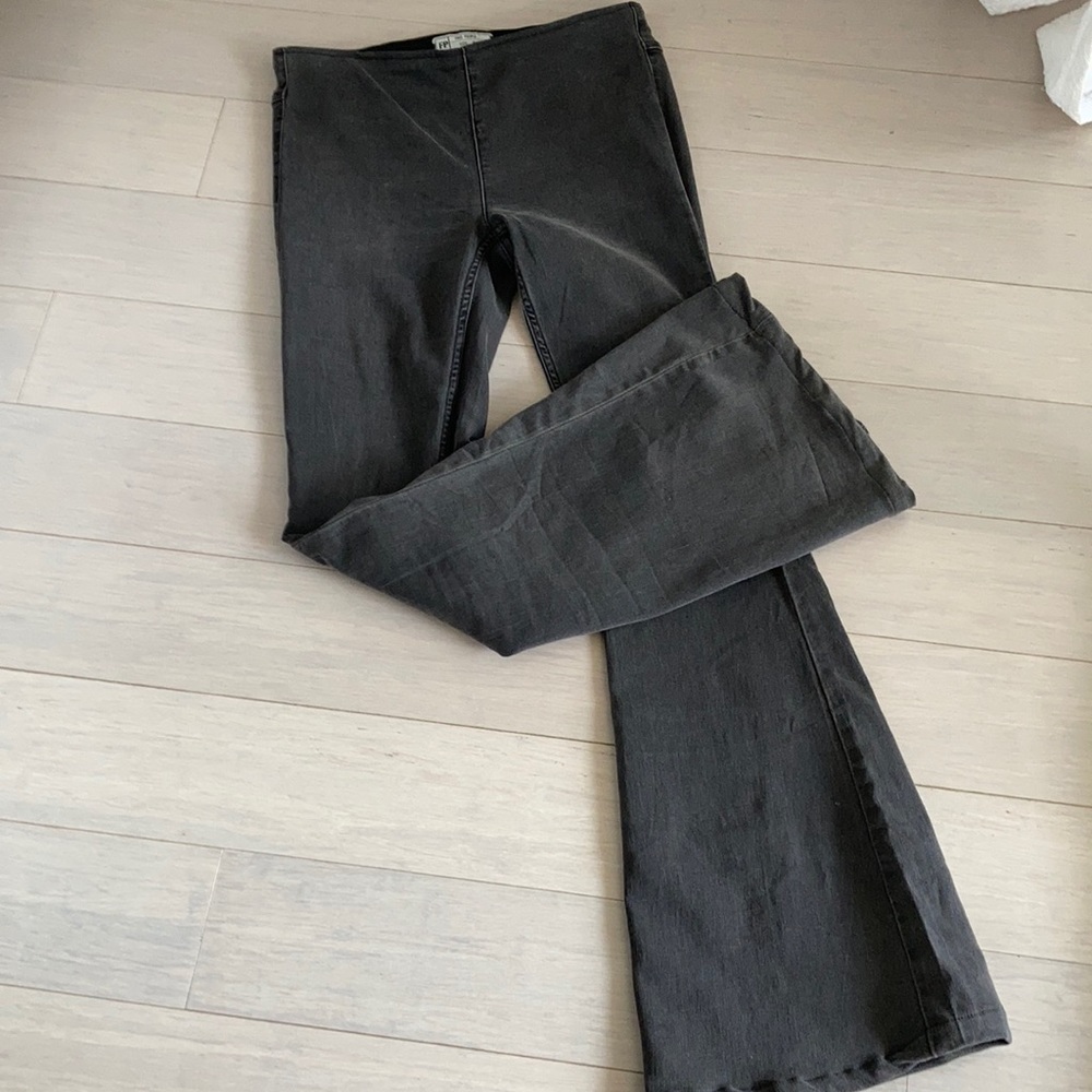 Free People stretch bell bottoms